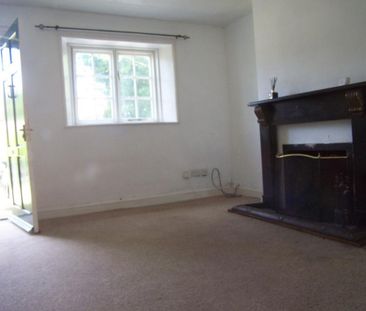 2 bedroom end of terrace house to rent - Photo 1
