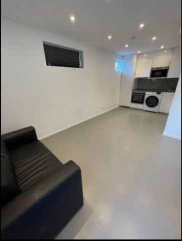 Ängsvägen, Kungsängen - Photo 2