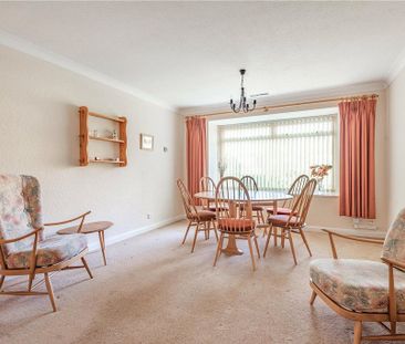 Abercorn Way, Woking, Surrey, GU21 3NT - Photo 3