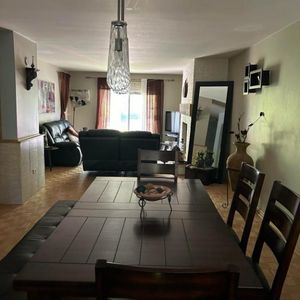 Grand RDC 5½ with Anjou a louer - Photo 2