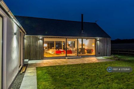 4 bedroom detached house to rent - Photo 2