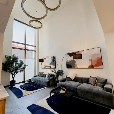 2 bedroom 2 bathroom - Photo 1