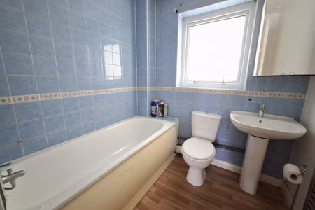 Laidon Square - Photo 5