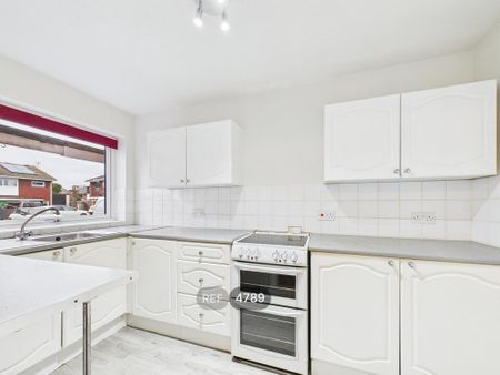 3 bedroom property to rent - Photo 4