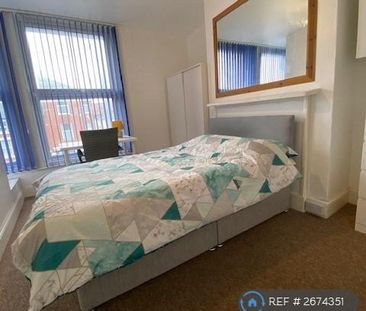 1 bedroom in a house share to rent - Photo 3