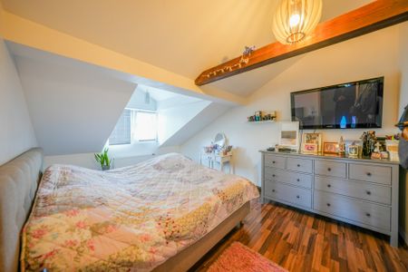 Exklusives 2-Familienhaus im Zentrum von Erkelenz – Flexibles Wohnen auf 3 Ebenen - Photo 3