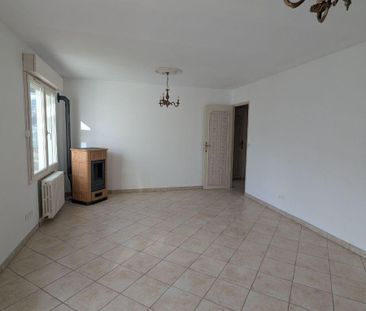 Maison à Louer à Nogent-le-Rotrou (28400) en Eure-et-Loir (28) Cett... - Photo 4