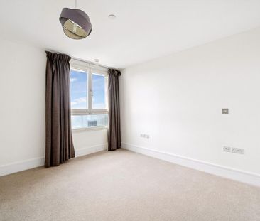 A fantastic 2 bed flat to rent in SW4. - Photo 4