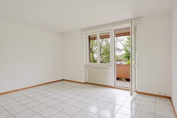 Teilsanierte 1-Zimmer Dachwohnung mit Charme - Photo 1