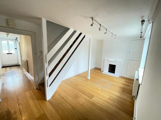 3 bedroom terraced house to rent - Photo 1