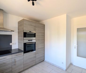 Location Appartement 3 pièces 76m² ILLKIRCH GRAFFENSTADEN 67400 - Photo 5