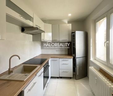 HALO reality - Prenájom, trojizbový byt Brezno, Brezno mesto, Nálep... - Photo 4