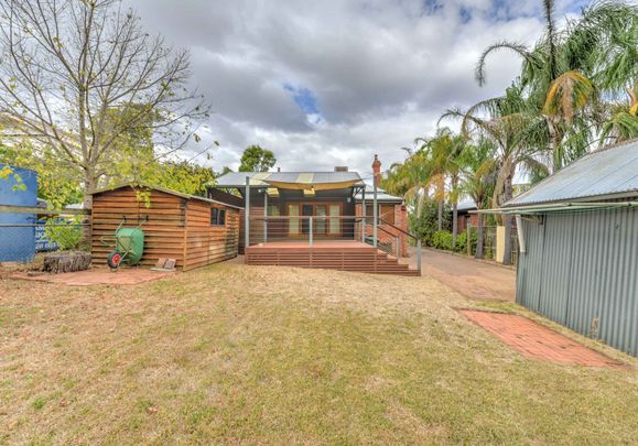 EAST TAMWORTH - Classic Three Bedroom Home for Lease - Photo 1