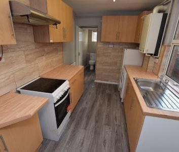 Overstone Road, Northampton, NN1 - Photo 2