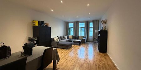 Appartement te huur in Antwerpen voor € 750 met 1 slaapkamer - Photo 2