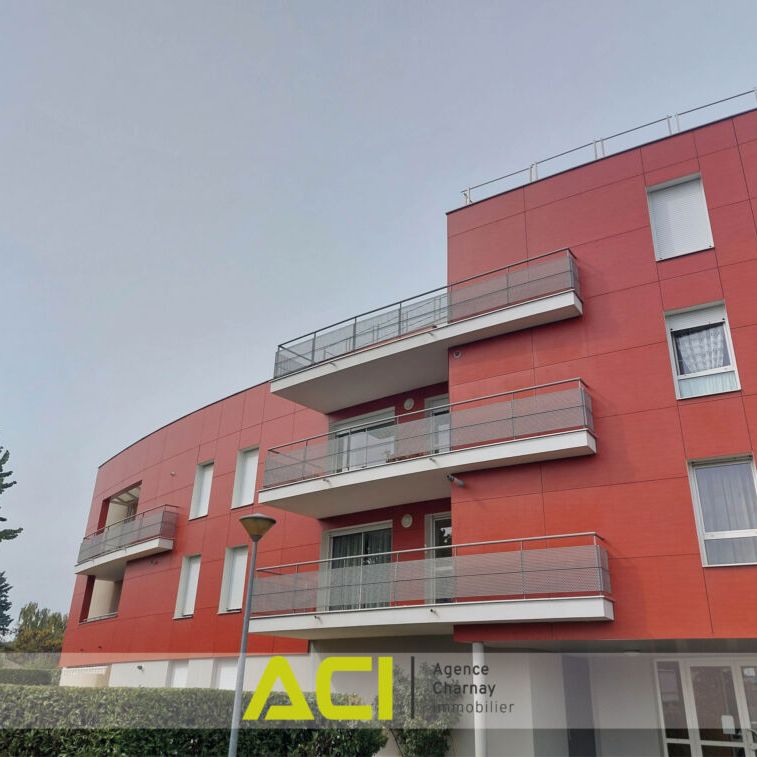 MACON – FLACE - Photo 1