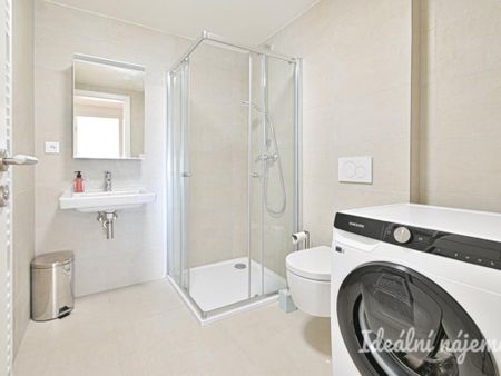 Pronájem bytu 2+kk 57 m2 - Photo 4