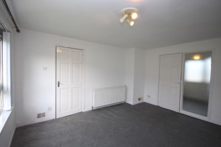 2 bedroom end of terrace house to rent - Photo 5