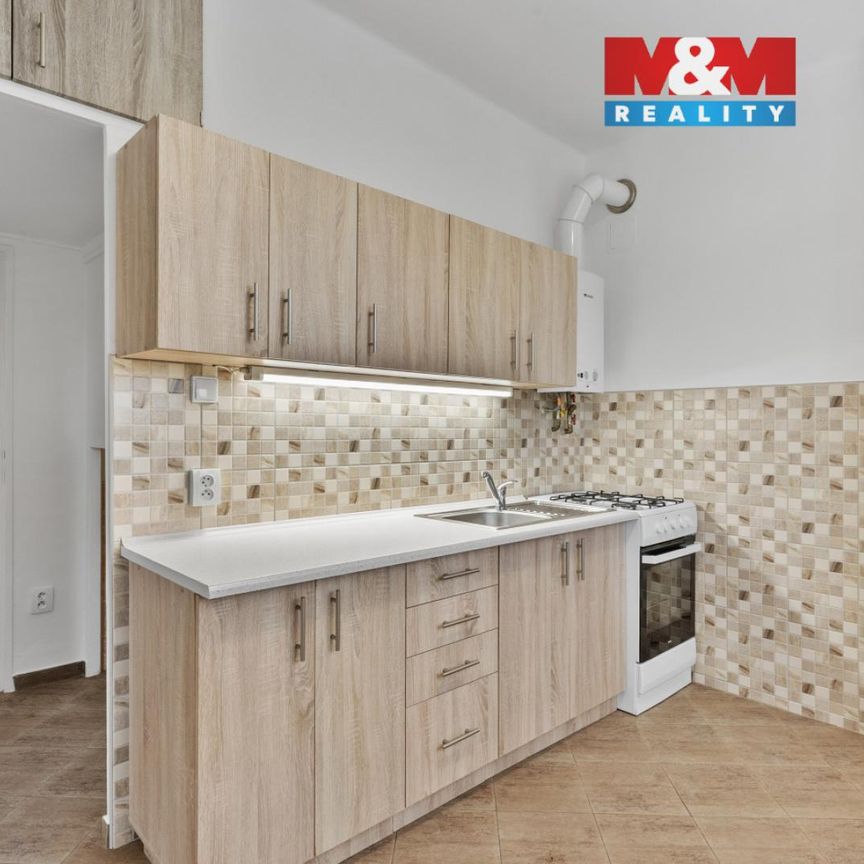 Pronájem bytu 1+1 35 m² - Photo 1
