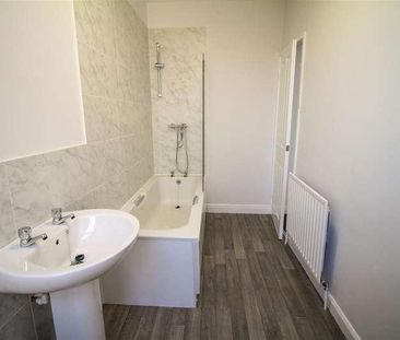 Vernon Road, Nottingham, NG6 - Photo 1