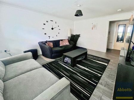 Bell Close, Laindon - Photo 2