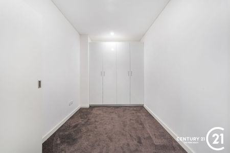 Modern Two Bedroom Unit - Photo 2