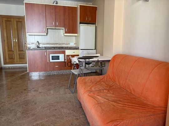 Alquiler de estudio en Calle Empecinado - Photo 1