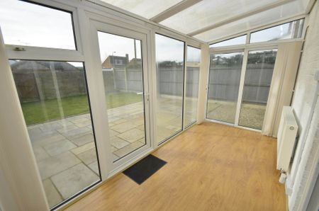 Lodore Avenue, Norwich - Photo 4