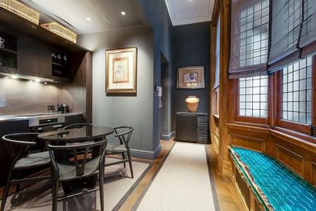 An immaculately presented four bedroom apartment to rent in the heart of Knightsbridge, SW1. - Photo 5