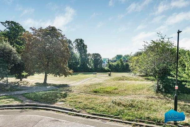 St. Michael's Terrace, Muswell Hill, London, N22 - Photo 1