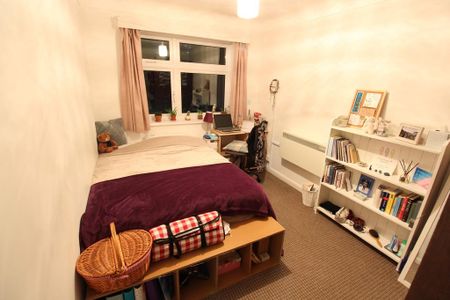 3 bedroom ground floor flat to rent - Photo 4