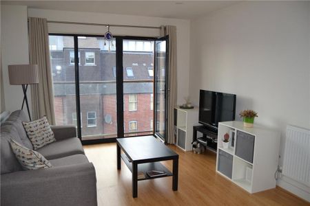 2 bedroom apartment to rent - Photo 5