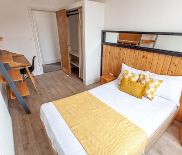 7 bedroom end of terrace house to rent - Photo 4