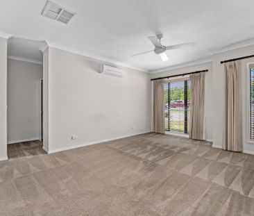 Spacious Family Home - Photo 2