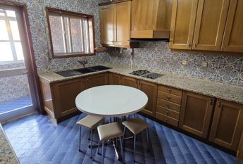 Quarto para menina estudante centro de Aveiro