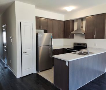 For Lease - 23 Genoa Drive, Hamilton, Ontario - Photo 1