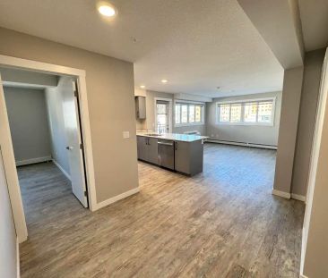Sage Hill Views — 2 Bed Private & Quiet Corner Suite - Photo 2