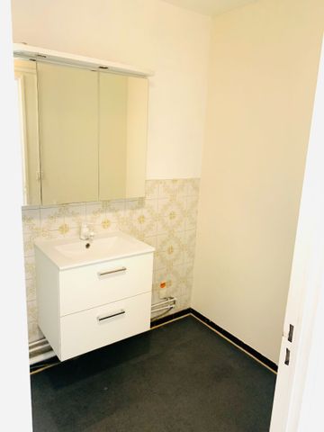 Location Appartement 3 pièces 69m² - Photo 4