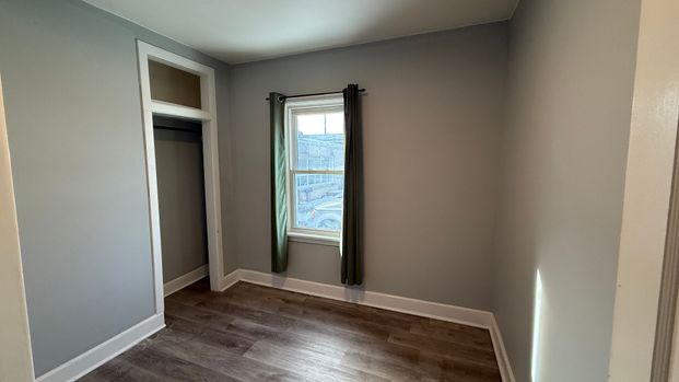 For Lease - 1072 Dundas Street Unit# 3, London East, Ontario - Photo 1