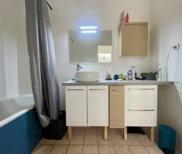 Location Appartement 2 pièces 49m² LA POSSESSION 97419 - Photo 5