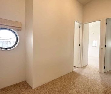 Central Located Executive Apartments - Photo 5
