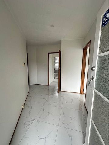 Large family home renovated ready to move in now! - Photo 3