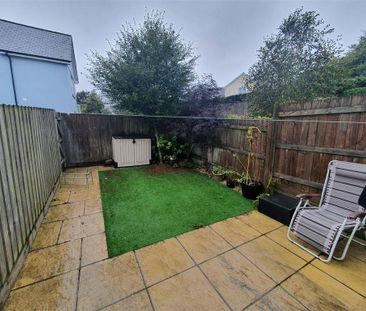 2 bedroom terraced house to rent - Photo 2