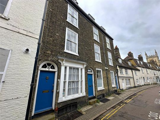 3 bedroom terraced house to rent - Photo 1