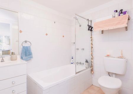 1Bedrooms, 1Bathrooms - Photo 4