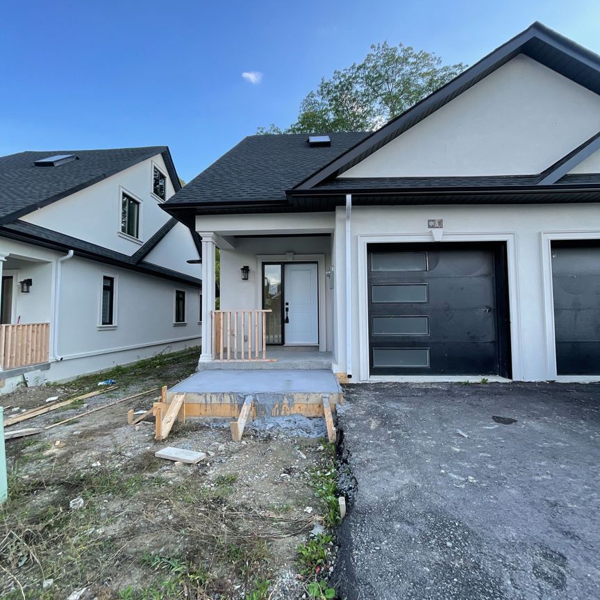 For Lease - 263 Barrie Street Unit# 8, Bradford West Gwillimbury, Ontario - Photo 1