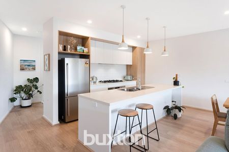 Effortless Coastal Living in the Heart of Bonbeach - Photo 2