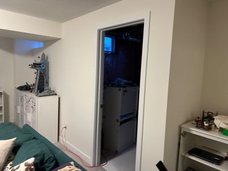 For Lease - 2103 Hallandale Street, Oshawa, Ontario - Photo 2