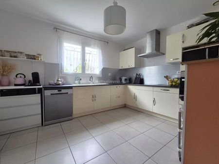 Location Maison 5 pièces 112 m2 à Marssac-sur-Tarn - Photo 4