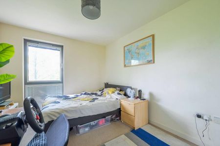 3 bedroom flat to rent - Photo 5